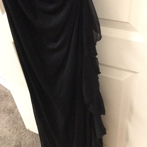 Evening dress - Picture 3 of 5
